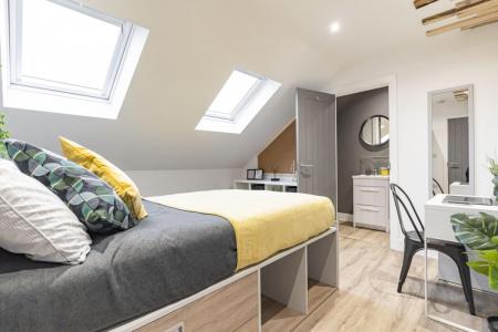 6 bedroom Terraced House to let in Blackthorn Terrace, Southsea, Portsmouth, PO1