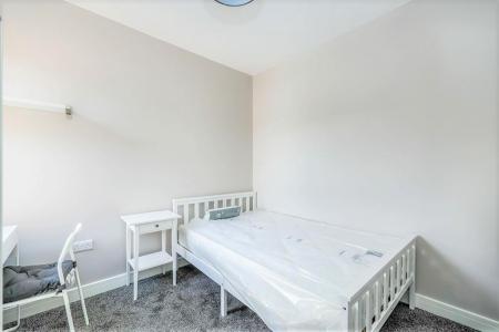 5 bedroom Terraced House to let in Cleveland Road, Southsea, Portsmouth, PO5