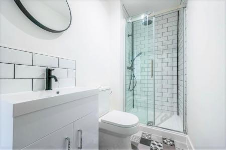 5 bedroom Terraced House to let in Cleveland Road, Southsea, Portsmouth, PO5