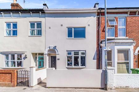 7 bedroom Terraced House to let in Fawcett Road, Southsea, Portsmouth, PO4