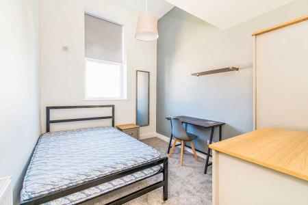 7 bedroom Terraced House to let in Fawcett Road, Southsea, Portsmouth, PO4
