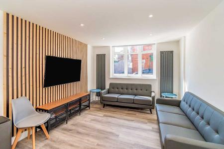 7 bedroom Terraced House to let in Fawcett Road, Southsea, Portsmouth, PO4