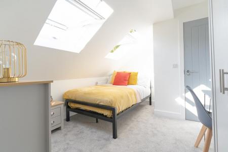 7 bedroom Terraced House to let in Grosvenor Street, Southsea, Portsmouth, PO5