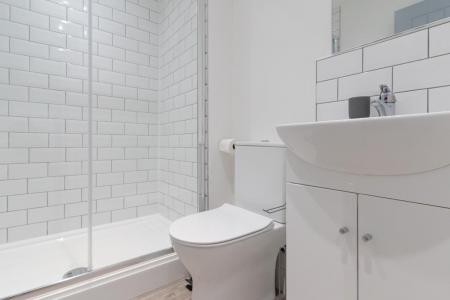 7 bedroom Terraced House to let in Hudson Road, Southsea, Portsmouth, PO5