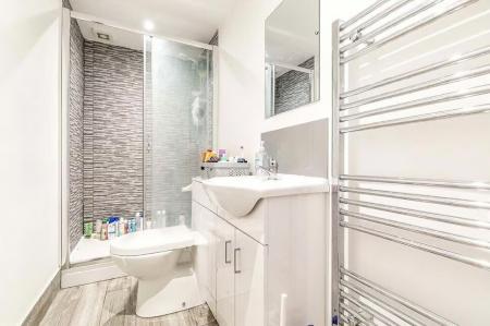 6 bedroom Terraced House to let in Lawson Road, Southsea, Portsmouth, PO5