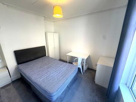 6 bedroom Terraced House to let in Lawson Road, Southsea, Portsmouth, PO5