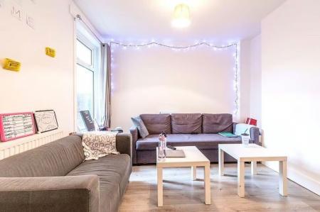 6 bedroom Terraced House to let in Lawson Road, Southsea, Portsmouth, PO5