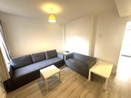 6 bedroom Terraced House to let in Lawson Road, Southsea, Portsmouth, PO5