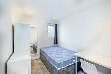 6 bedroom Terraced House to let in Lawson Road, Southsea, Portsmouth, PO5