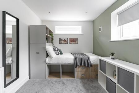 5 bedroom Terraced House to let in Lawson Road, Southsea, Portsmouth, PO5