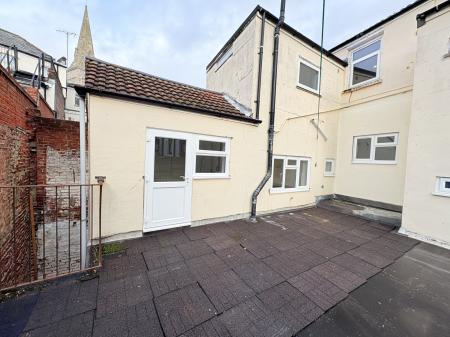 3 bedroom Flat to let in Marmion Road, Southsea, Portsmouth, PO5