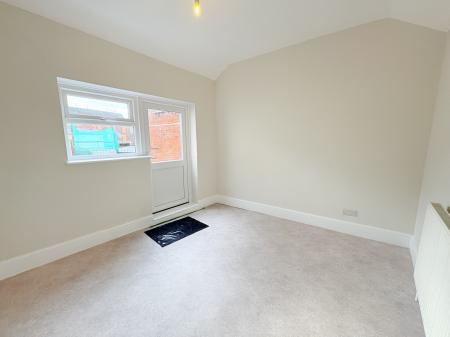 3 bedroom Flat to let in Marmion Road, Southsea, Portsmouth, PO5