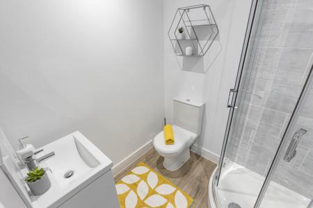 6 bedroom Terraced House to let in Montgomerie Road, Southsea, Portsmouth, PO5