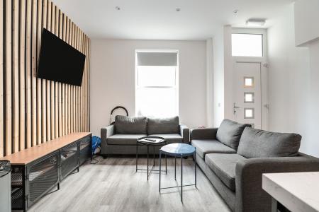 6 bedroom Terraced House to let in Norman Road, Southsea, Portsmouth, PO4