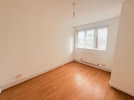 3 bedroom Flat to let in Palmerston Road, Southsea, Portsmouth, PO5