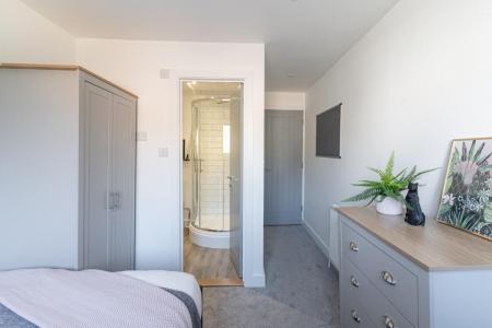 7 bedroom Terraced House to let in Playfair Road, Southsea, Portsmouth, PO5