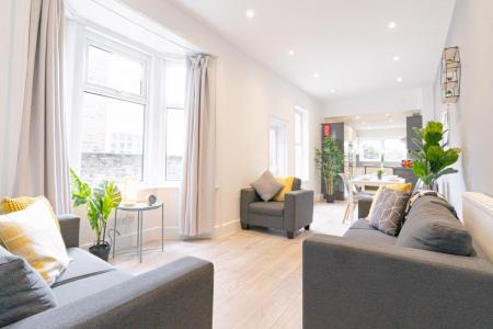 8 bedroom Terraced House to let in Playfair Road, Southsea, Portsmouth, PO5