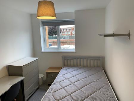 6 bedroom Terraced House to let in Raglan Street, Southsea, Portsmouth, PO5