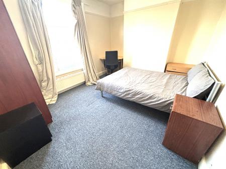 5 bedroom Terraced House to let in Rugby Road, Southsea, Portsmouth, PO5