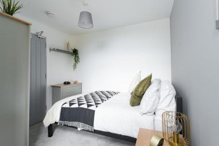 6 bedroom Terraced House to let in Stansted Road, Southsea, Portsmouth, PO5