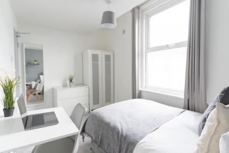 6 bedroom Terraced House to let in Stansted Road, Southsea, Portsmouth, PO5