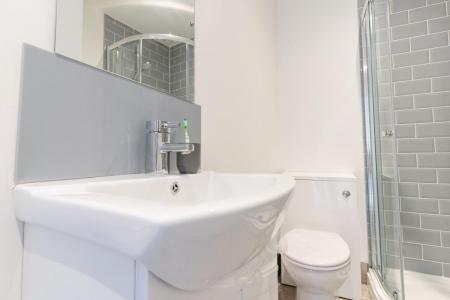 6 bedroom Terraced House to let in Stansted Road, Southsea, Portsmouth, PO5