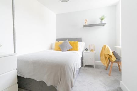 6 bedroom Terraced House to let in Stansted Road, Southsea, Portsmouth, PO5