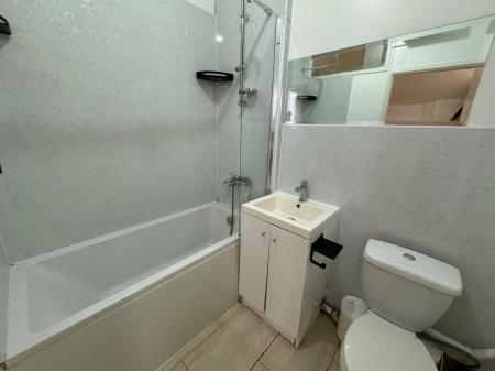 1 bedroom Flat to let in Western Parade, Southsea, Portsmouth, PO5