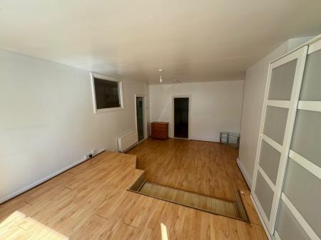 1 bedroom Flat to let in Western Parade, Southsea, Portsmouth, PO5