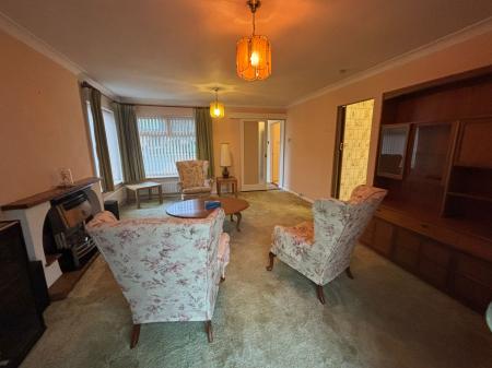 2 bedroom Detached house for sale in Celandine Avenue, Cowplain, PO8