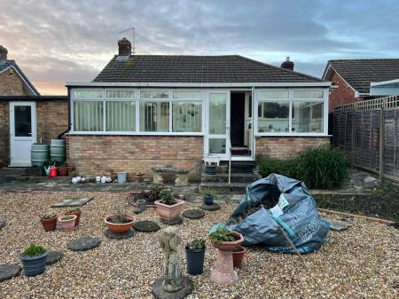 2 bedroom Detached house for sale in Celandine Avenue, Cowplain, PO8