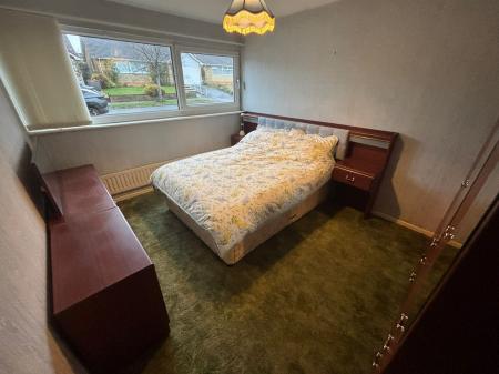 2 bedroom Detached house for sale in Celandine Avenue, Cowplain, PO8