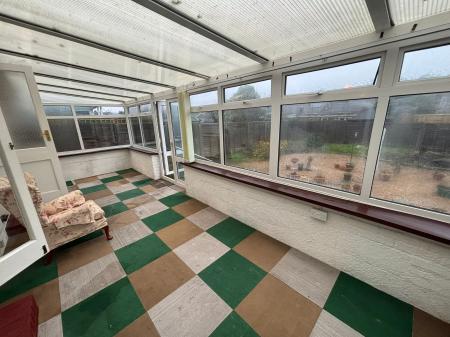 2 bedroom Detached house for sale in Celandine Avenue, Cowplain, PO8