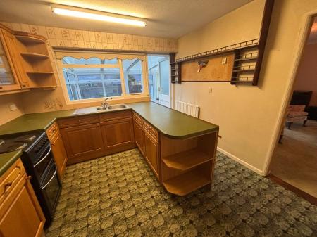 2 bedroom Detached house for sale in Celandine Avenue, Cowplain, PO8