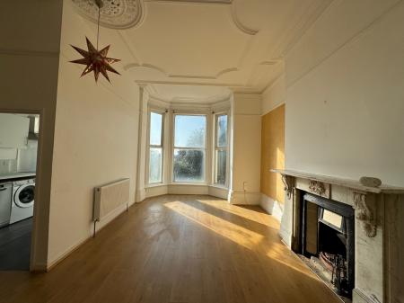 1 bedroom Flat to let in Western Parade, Southsea, Portsmouth, PO5
