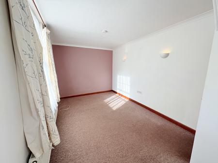 2 bedroom Ground floor maisonette for sale in Sussex Road, Southsea, Portsmouth, PO5