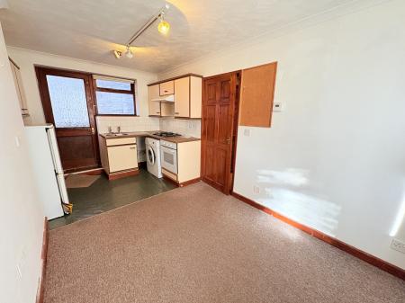2 bedroom Ground floor maisonette for sale in Sussex Road, Southsea, Portsmouth, PO5