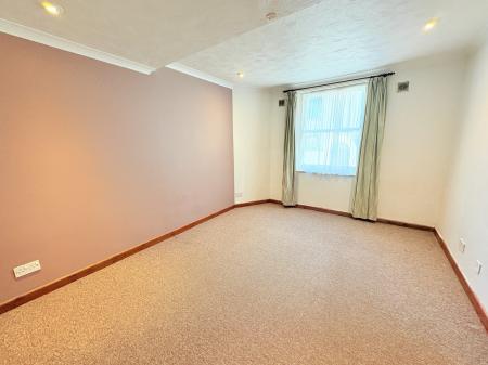 2 bedroom Ground floor maisonette for sale in Sussex Road, Southsea, Portsmouth, PO5