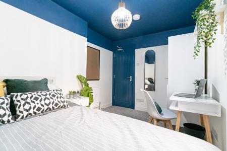 6 bedroom Terraced House to let in Cleveland Road, Southsea, Portsmouth, PO5