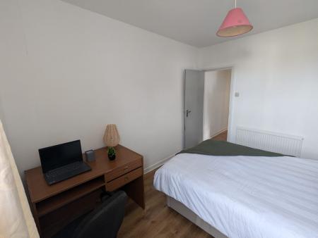 5 bedroom Terraced House to let in Fawcett Road, Southsea, Portsmouth, PO4