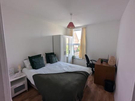 Fawcett Road, Southsea, Portsmouth, PO4