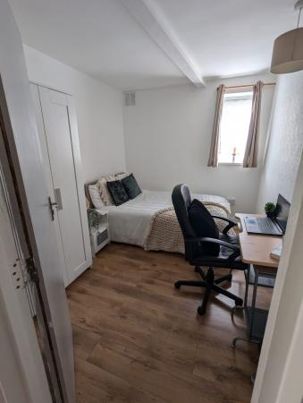 5 bedroom Terraced House to let in Fawcett Road, Southsea, Portsmouth, PO4