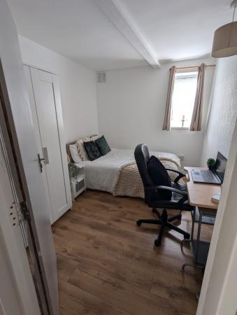 5 bedroom Terraced House to let in Fawcett Road, Southsea, Portsmouth, PO4