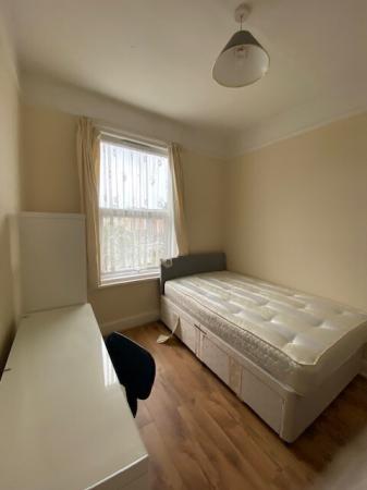 5 bedroom Terraced House to let in Fawcett Road, Southsea, Portsmouth, PO4