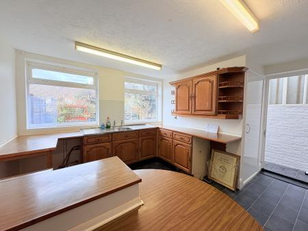 4 bedroom Terraced House to let in St Augustine Road, Southsea, Portsmouth, PO4