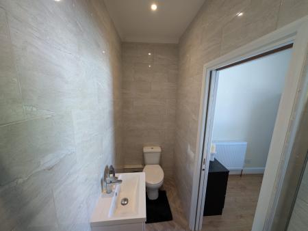 5 bedroom Terraced House to let in Hudson Road, Southsea, Portsmouth, PO5