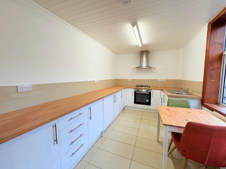 2 bedroom Maisonette to let in Marmion Road, Southsea, Portsmouth, PO5