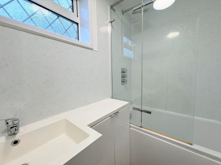 2 bedroom Maisonette to let in Marmion Road, Southsea, Portsmouth, PO5