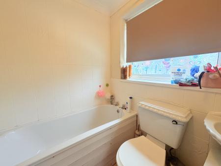 3 bedroom Semi-detached house for sale in Frogmore Lane, Waterlooville, Waterlooville, PO8