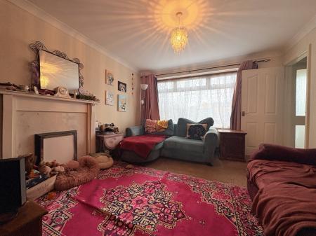 3 bedroom Semi-detached house for sale in Frogmore Lane, Waterlooville, Waterlooville, PO8